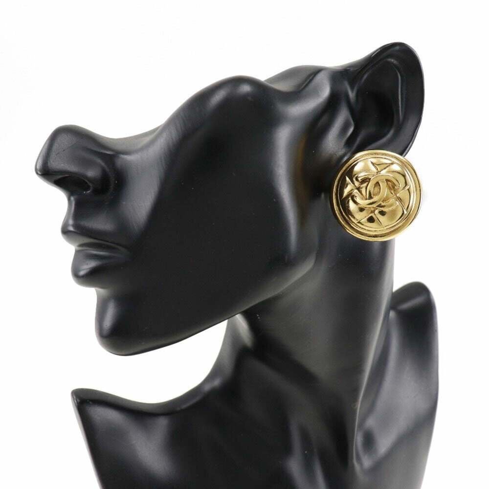 CHANEL Authentic Vintage Gold Earrings - Picture 2 of 7